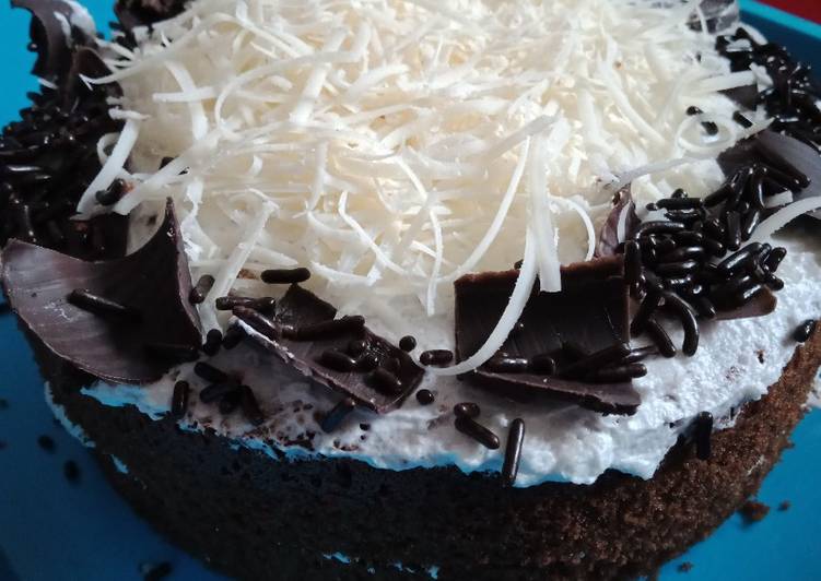 makanan Blackforest Cake yang Menggugah Selera