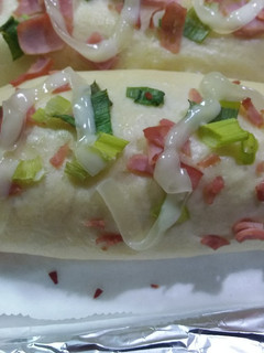 香蔥火腿肉鬆麵包 的食譜成品照片