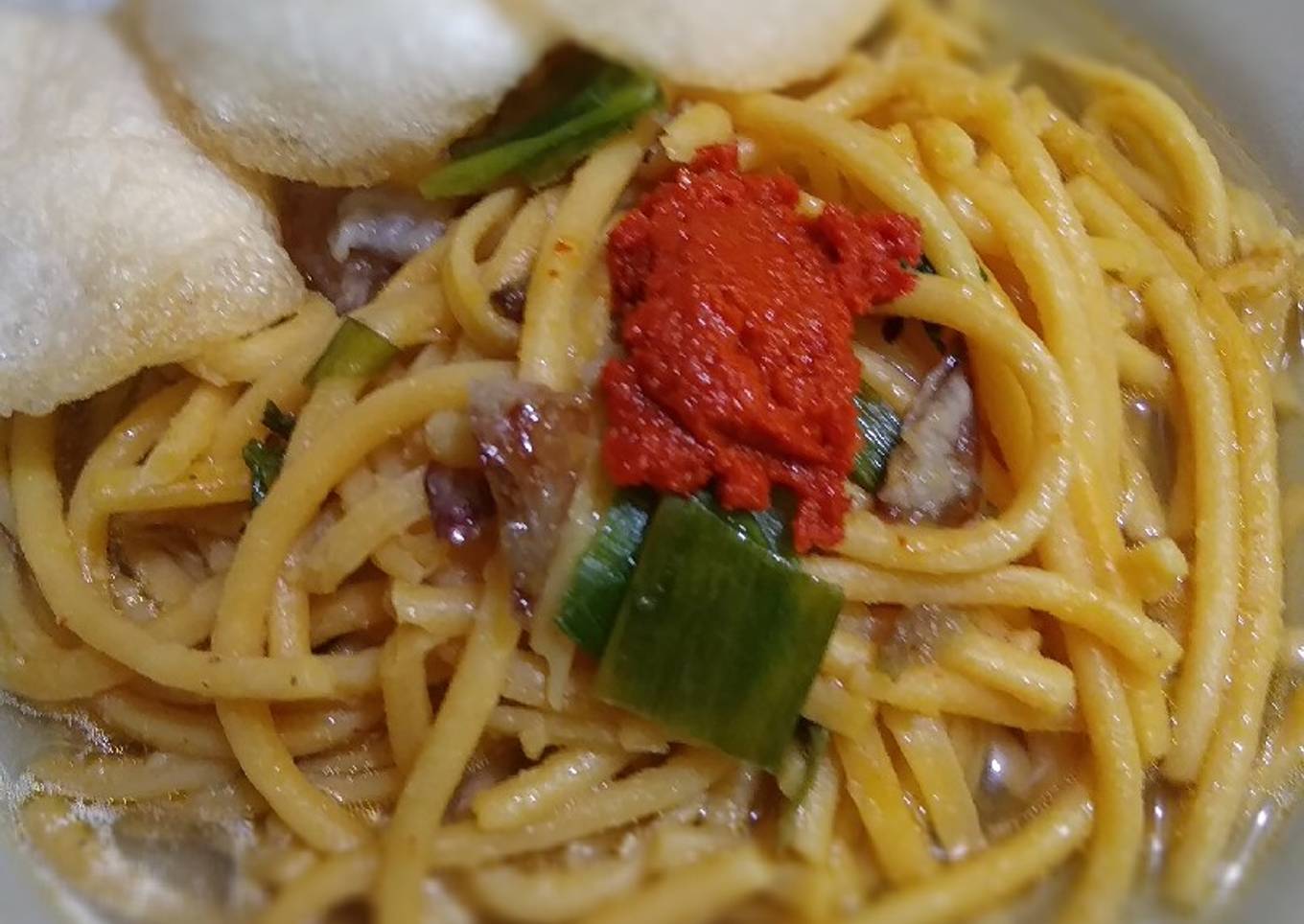 Mie kuah soto