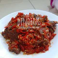 A picture of Dendeng Balado.