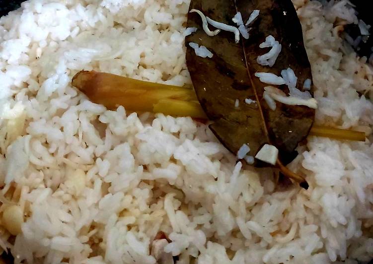 Resep Nasi liwet teri ricecooker yang Menggugah Selera