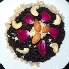Black carrot halwa A picture of Black carrot halwa.