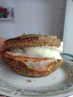 Una foto de Pan Saludable al microondas de harina de almendras en 10 minutos