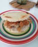 Arepa con relleno de KFC =)