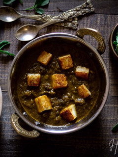 A picture of Methi Mutter Paneer.