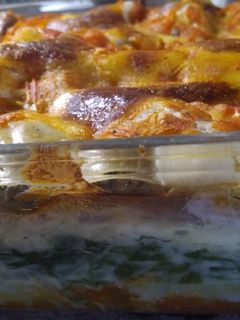 Una foto de Lasagna - Lasaña
