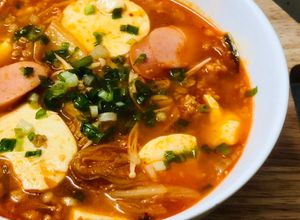 Hình của món Canh kim chi 🇰🇷.