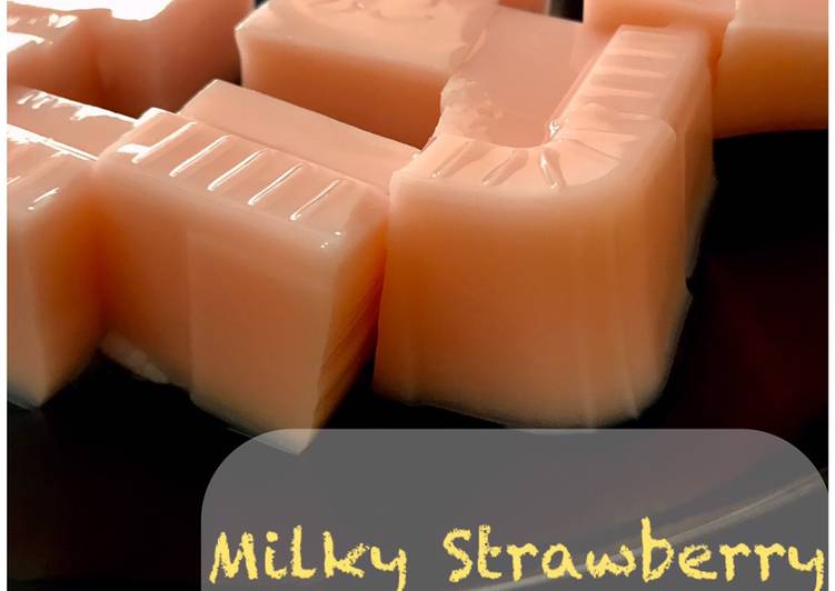 Milky Strawberry Agar-Agar