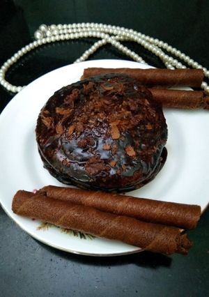 चॉकलेट पैन केक (Chocolate pan cake recipe in Hindi) रेसिपी मुख्य फोटो