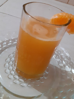 સંતરા નું જ્યુસ (Orange Juice Recipe in Gujarati) રેસીપી મુખ્ય ફોટો