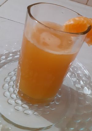 સંતરા નું જ્યુસ (Orange Juice Recipe in Gujarati) રેસીપી મુખ્ય ફોટો
