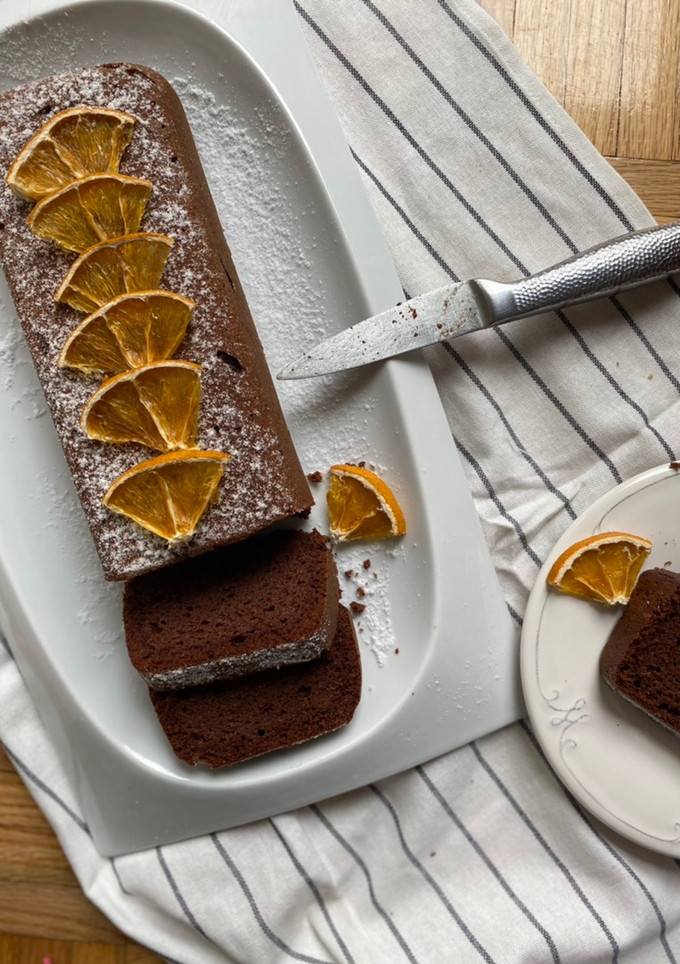 Una foto de Pastel de chocolate vienés sin harina y sin azúcar (añadida)
