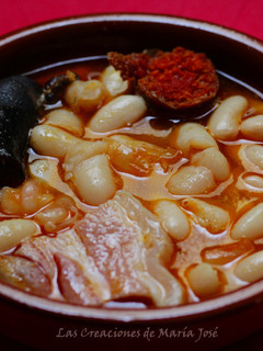 Una foto de Fabada Asturiana