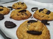 Una foto de cookies de oreo