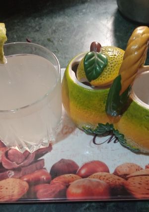 A picture of Lemando juice.