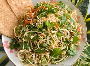 Hình của món Gỏi bắp chuối kiểu Măng Đen.