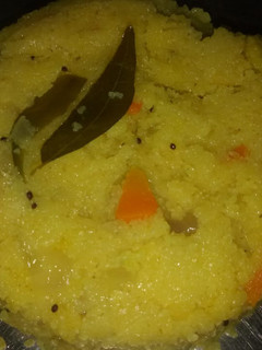 ரவை கிச்சடி செய்முறை முக்கிய புகைப்படம்