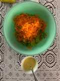 Ensalada improvisada y aliño de mostaza