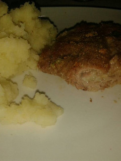Una foto de Milanesa rellena con puré