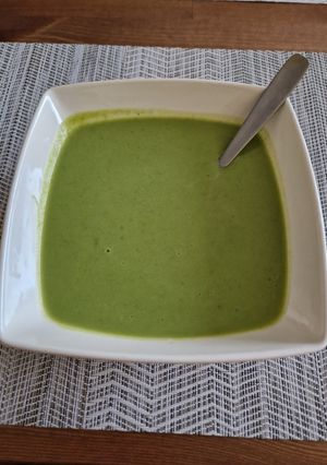 Zöldborsó krémleves recept fotója