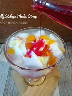 Foto resep Es Jelly Kelapa Muda Sirup