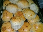 Una foto de pancitos de manteca receta facil