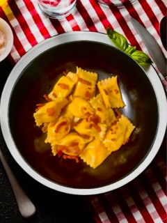 Foto di Agnolotti del Plin farciti con Carbonara