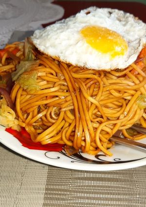 Una foto de Yakisoba a mi estilo