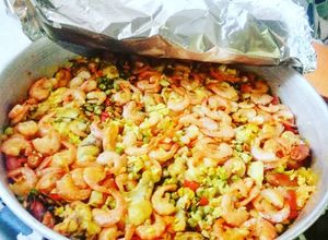 Una foto de Paella Valenciana Mixta