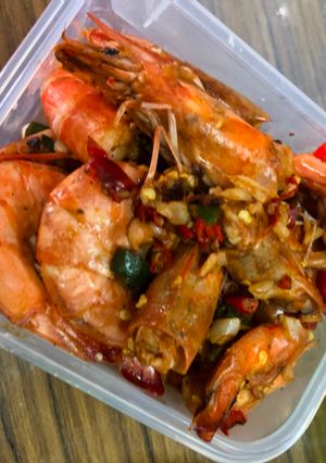 รูปของ กุ้งผัดพริกกระเทียม หอมยั่ว