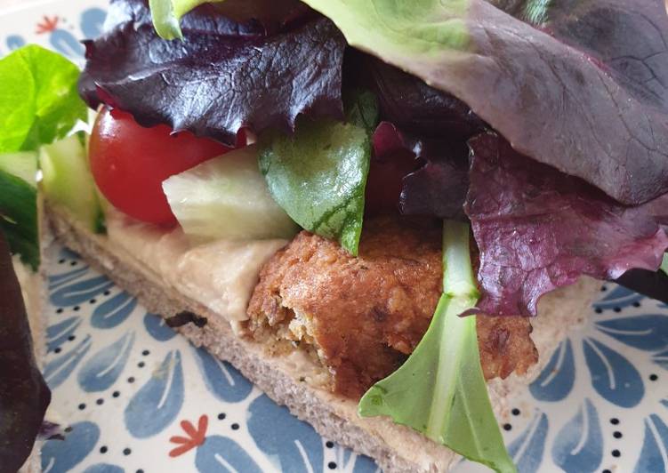 Step-by-Step Guide to Make Delicious Falafel on Pitta