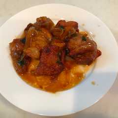 A picture of Ayam Goreng Mentega.