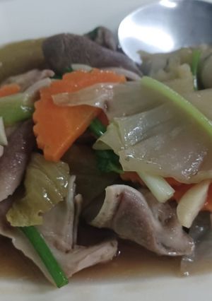 รูปของ กระเพาะหมูผัดเกี้ยมฉ่าย
