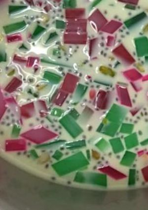 A picture of Falooda sharbat.