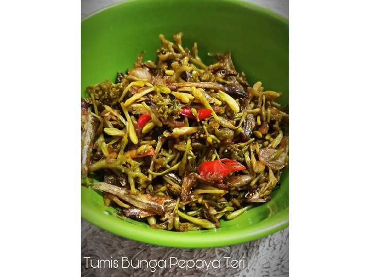 Langkah Mudah untuk Membuat 366. Tumis Bunga Pepaya Teri yang Lezat Sekali