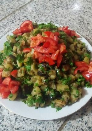 صورة لوصفة مفركة البطاطا مع الباذنجان 😋