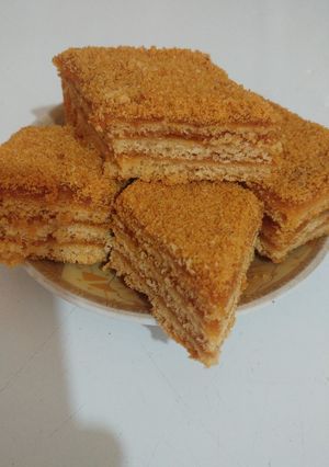 صورة لوصفة حلوة الطبقات بالعسل