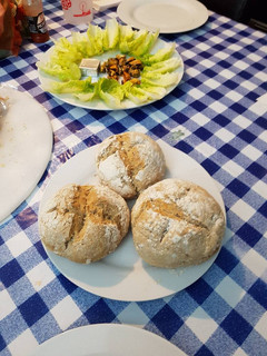 Una foto de Pan de maíz con semillas