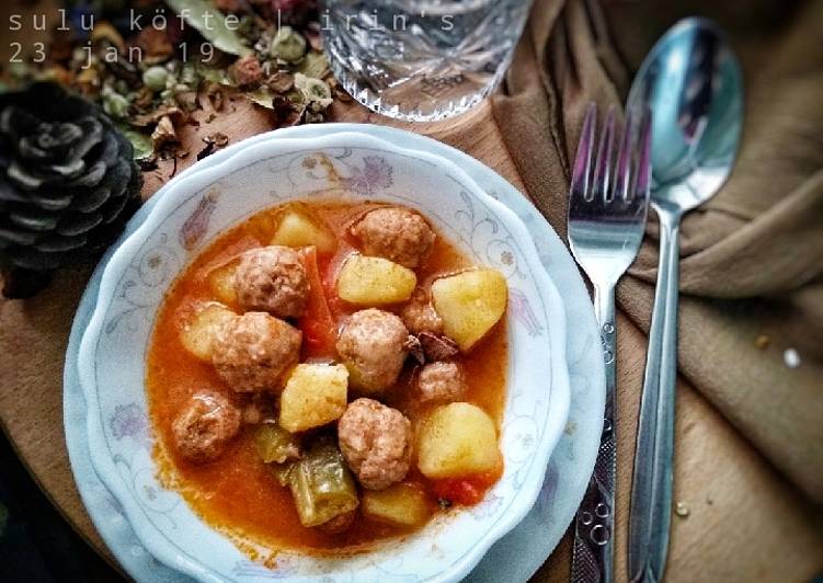 Langkah Mudah untuk Menyiapkan Sebzeli sulu köfte (bakso kuah dg sayuran) Anti Gagal