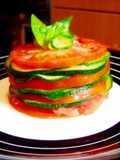 Torre Milhojas de Calabaza Verde y Tomate
