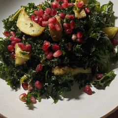 A picture of Crispy kale with garlic & lemon potatoes.