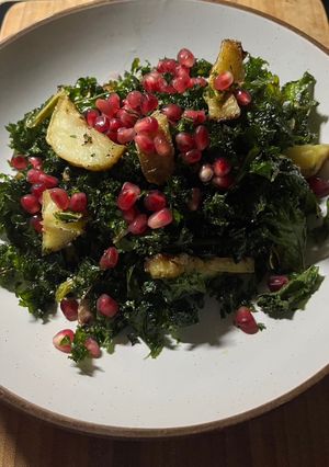 A picture of Crispy kale with garlic & lemon potatoes.