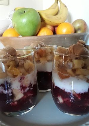 Una foto de Postre frutal🍎🍊