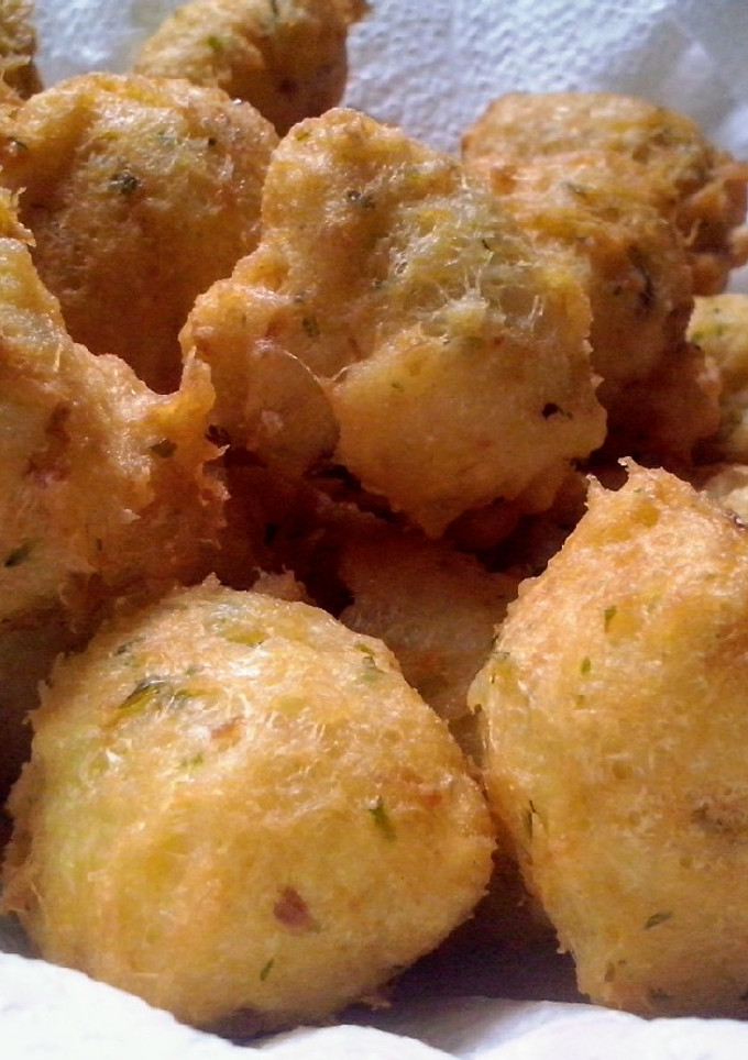 Una foto de Buñuelos de bacalao