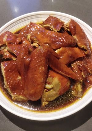 A picture of Soy Chicken.