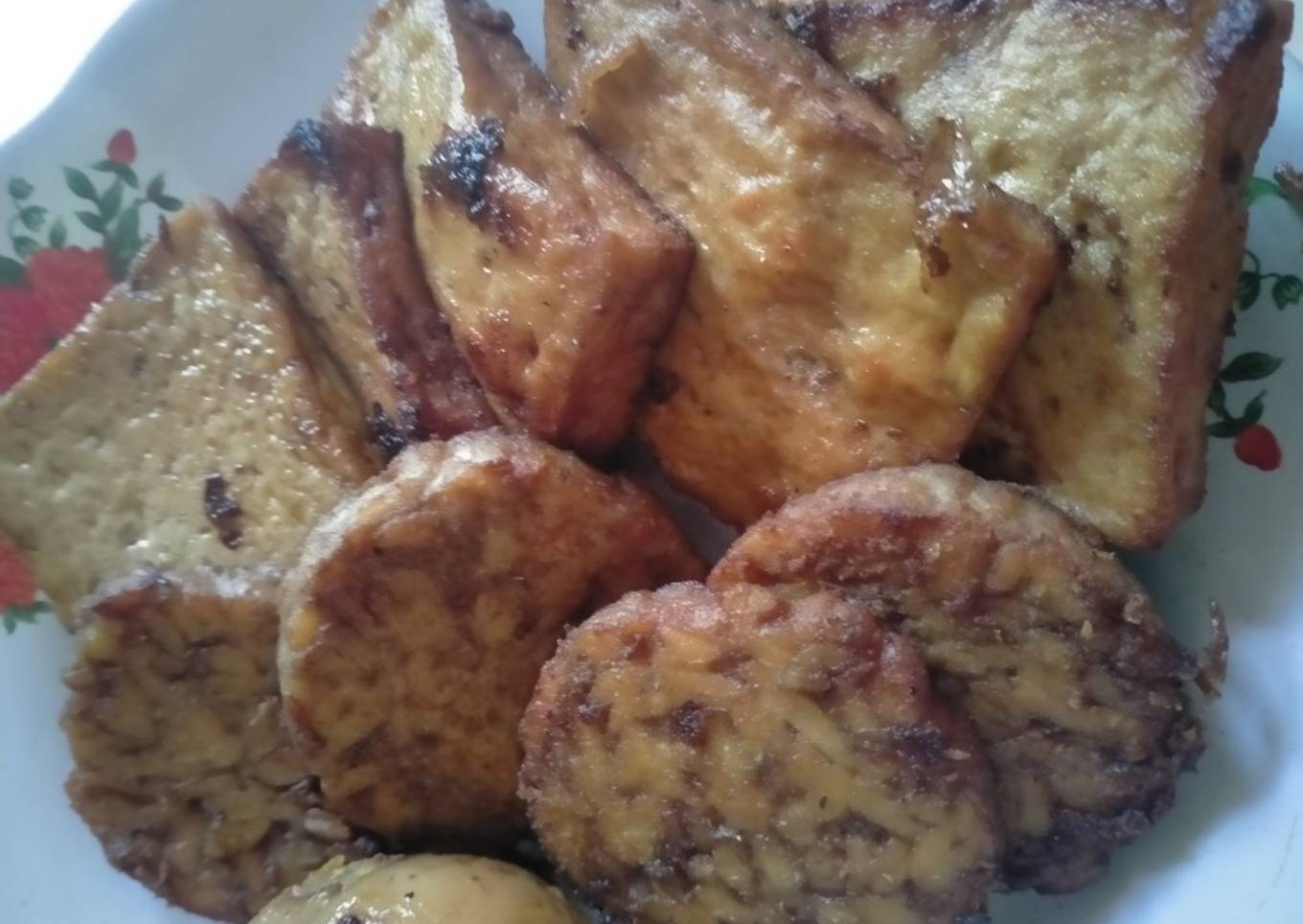 #4 Tahu tempe bacem