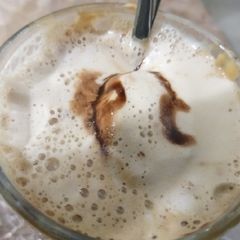Hot coffee cream A picture of Hot coffee cream.