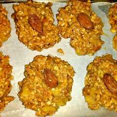 A picture of Galleticas chewy de mantequilla de maní y avena.