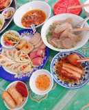 Mâm cơm rước ông bà