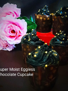 Foto resep Super Moist Eggless Chocolate Cupcake (No Mixer)